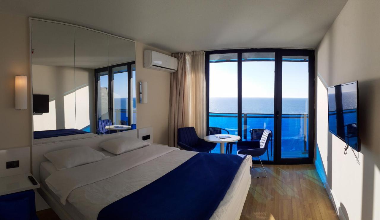 Only Front Sea View, No Side View, Wonderful Panorama, High Floor, Location Guarantee Aparthotel Batumi Exteriör bild